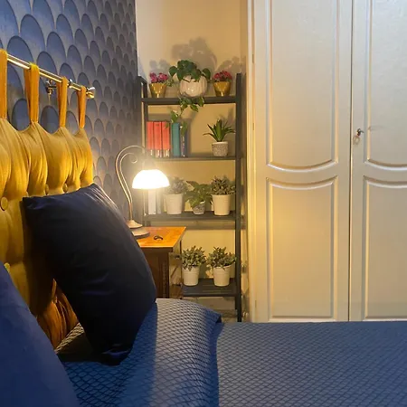 Cinecitta בית אירוח